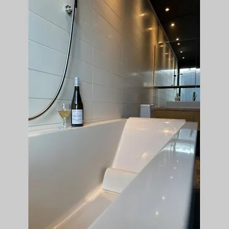 Reelinki Seafront Villas, Amando&villa Aava Villa